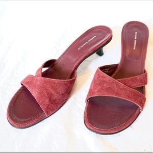 Banana Republic heels size 8 suede valentines